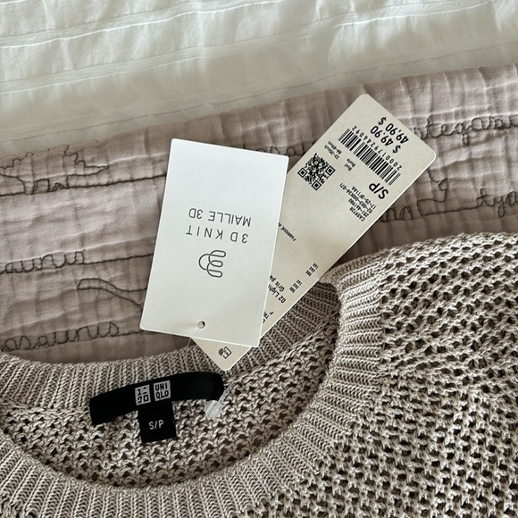 NWT Uniqlo Open Knit Sweater, Size S - Picture 4 of 6